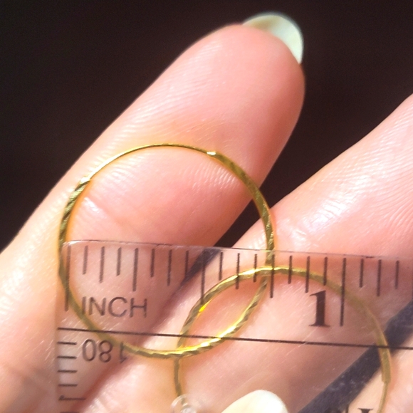 18k Real Saudi Gold Loop Earrings - Picture 6 of 6